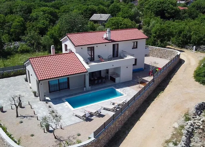 House Monika With Private Pool
