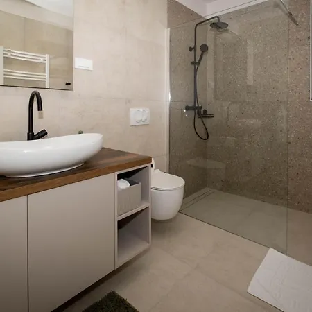 House Monika With Private Pool Casa vacanze
