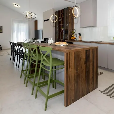 Holiday home House Jewel With Private Pool