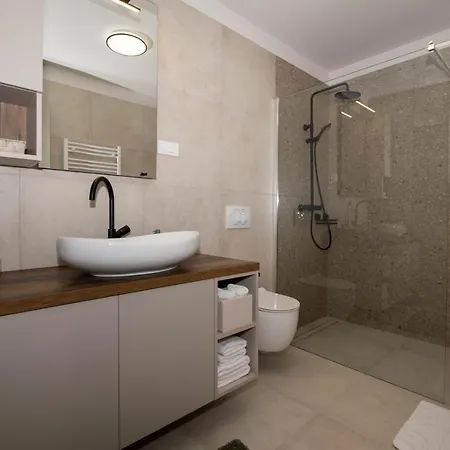 Holiday home House Jewel With Private Pool Kornic