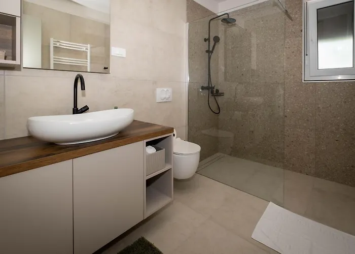 House Monika With Private Pool Vakantiehuis