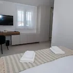 House Monika With Private Pool Vikendica Kornic